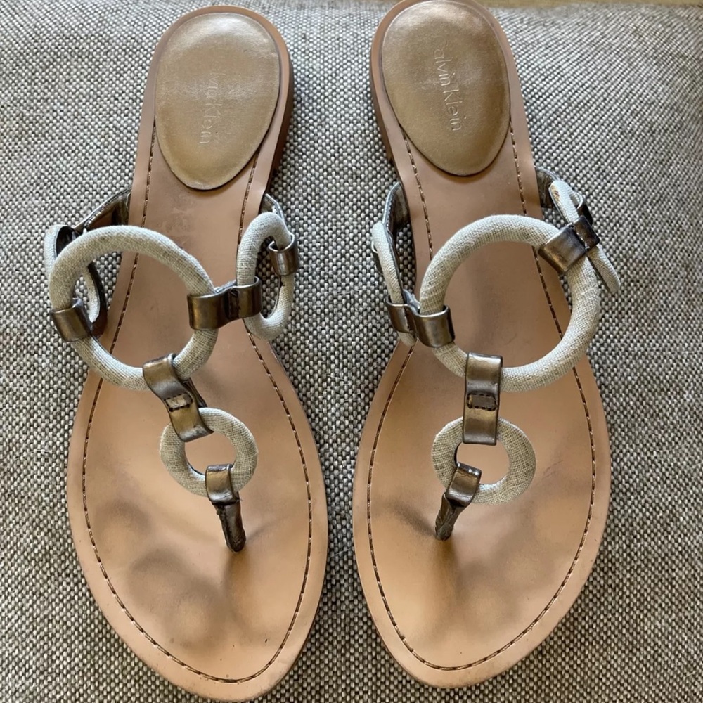 Calvin Klein Sandals - 8.5 - Linen Circles